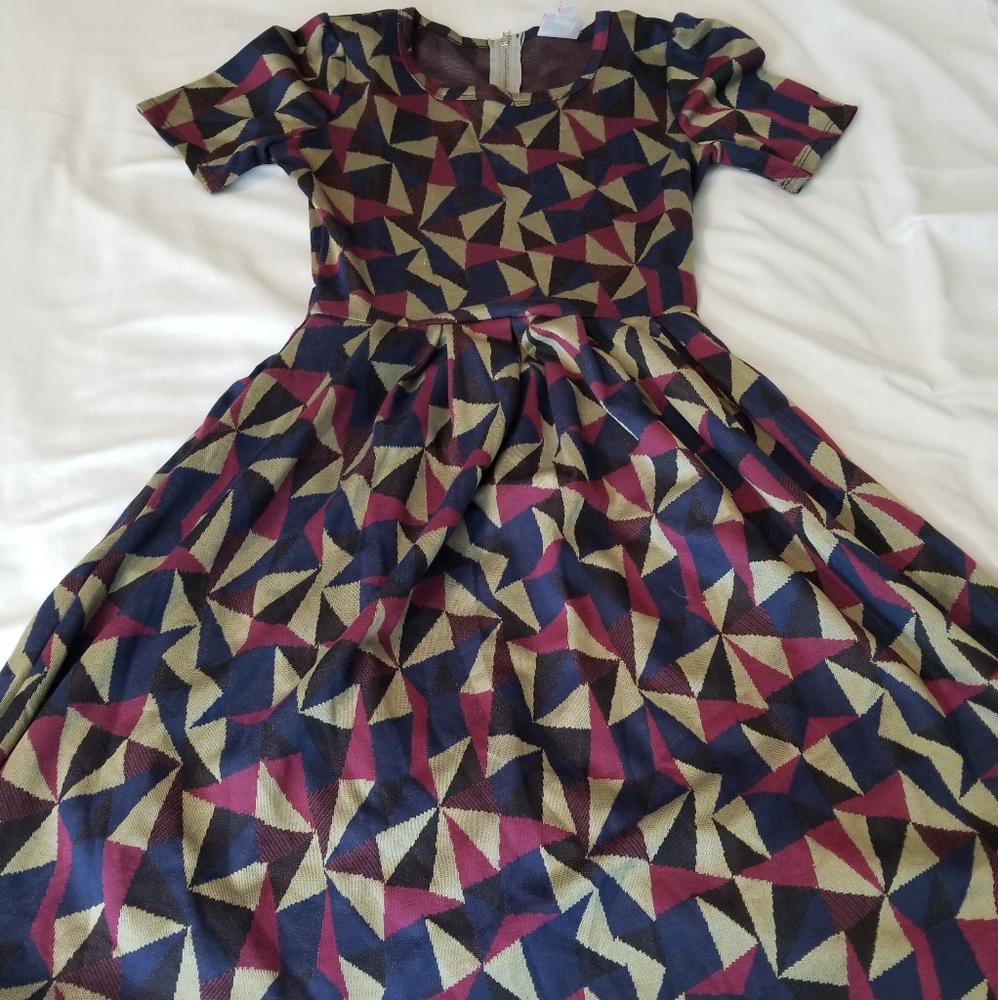 LuLaRoe Amelia